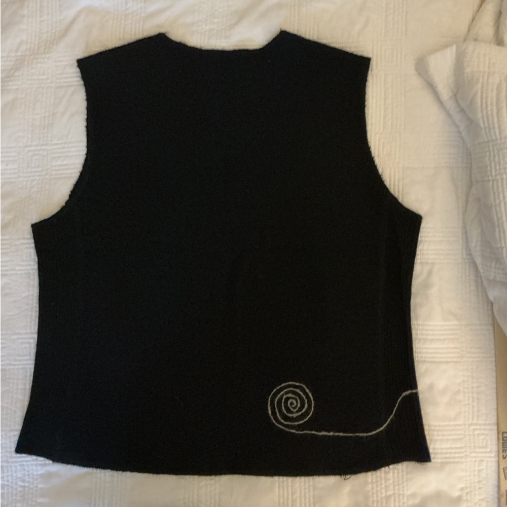 Coldwater Creek Black Vest with Gray Cat Designs - Picture 4 of 4